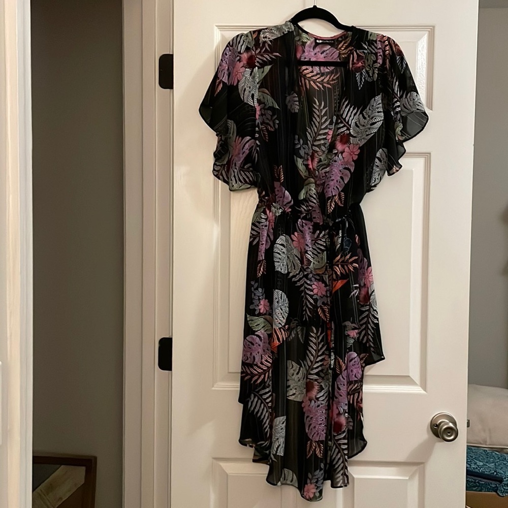 Black/multi colored CoverUp